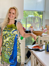 Load image into Gallery viewer, Peacock Apron