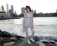 Load image into Gallery viewer, Barracuda Capris Leggings