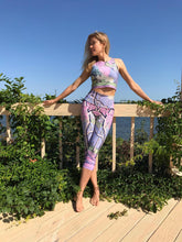 Load image into Gallery viewer, Cherry Blossoms Yoga Capris
