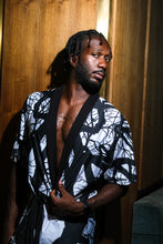 Load image into Gallery viewer, Camus Winter Tree Unisex Kimono Robe