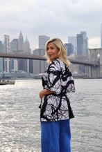 Load image into Gallery viewer, Camus Winter Tree Unisex Kimono Robe