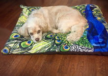 Load image into Gallery viewer, Peacock Dog Beds