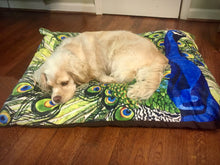 Load image into Gallery viewer, Peacock Dog Beds